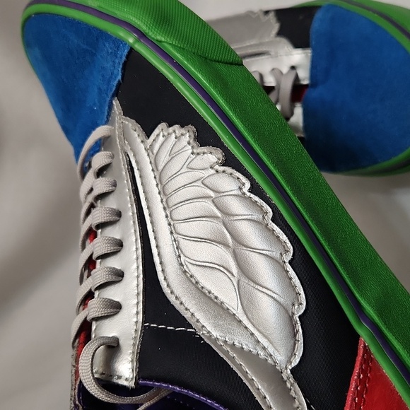 Vans Old Skool × Marvel Avengers Character sneakers (Uni m size 7, w size 8.5) - Picture 10 of 14